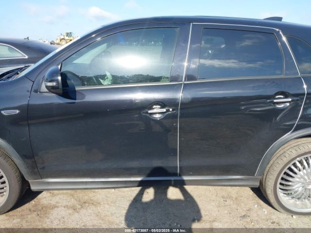 JA4AR3AU2JZ003194 Mitsubishi Outlander Sport 2.0 Es