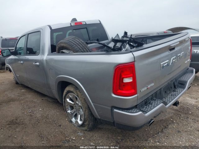 2025 RAM 1500 1C6SRFFP3SN504982 Photo 2
