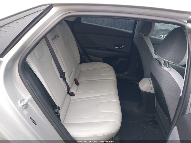 5NPLP4AG6MH035422 Hyundai Elantra Limited