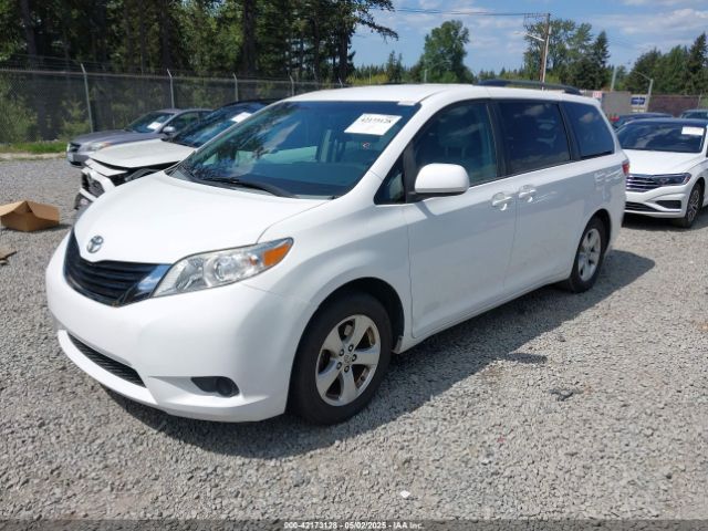 5TDKK3DC5FS636766 Toyota Sienna Le 8 Passenger