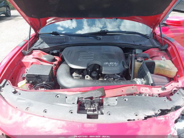 2C3CDXHGXGH339208 Dodge Charger Sxt