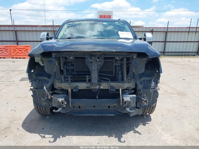 1N6AA1E69HN507463 Nissan Titan Sl