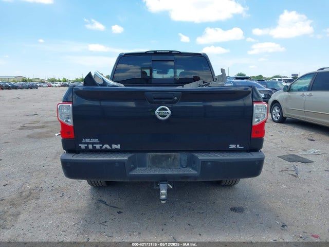 1N6AA1E69HN507463 Nissan Titan Sl