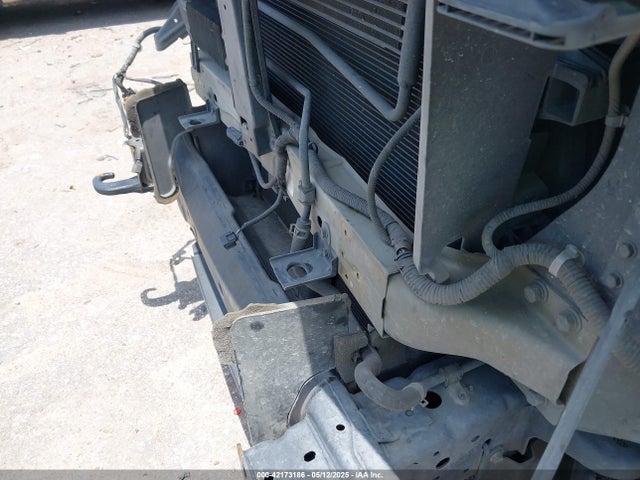 1N6AA1E69HN507463 Nissan Titan Sl
