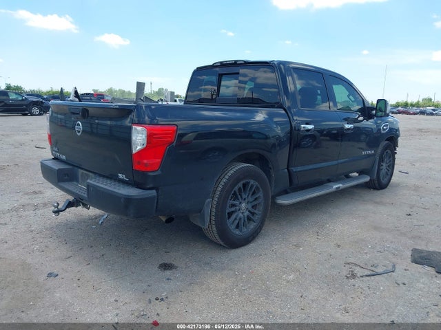 1N6AA1E69HN507463 Nissan Titan Sl