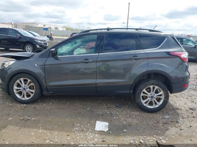1FMCU9HD6JUA93402 Ford ESCAPE SEL