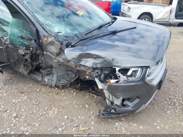 1FMCU9HD6JUA93402 Ford ESCAPE SEL