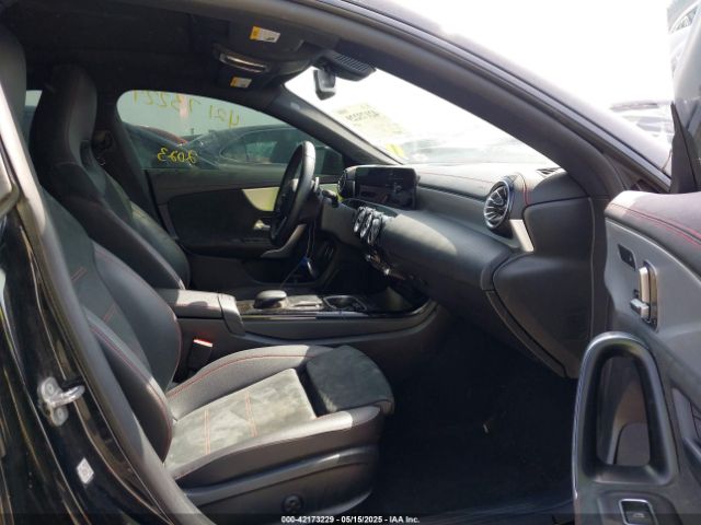 W1K5J4HB2PN384253 Mercedes-Benz m260