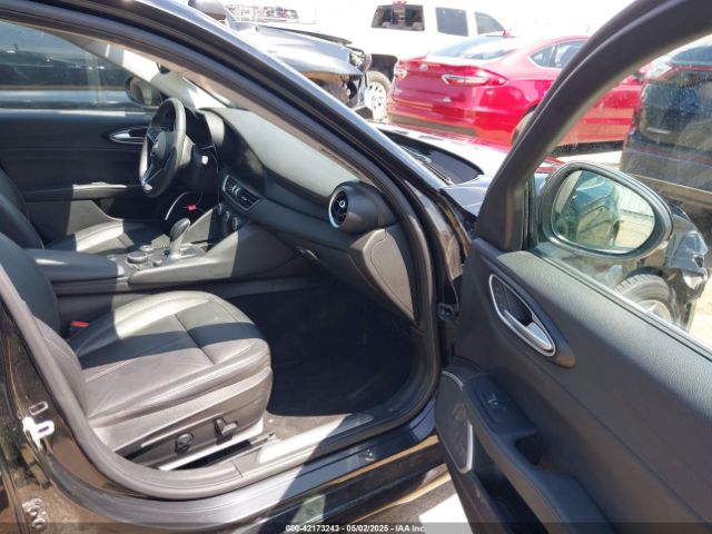 2018 ALFA ROMEO GIULIA ZARFAEDN6J7566415 Photo 4