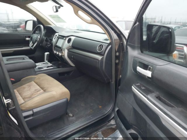 5TFRM5F12HX112553 Toyota Tundra Sr5 4.6l V8