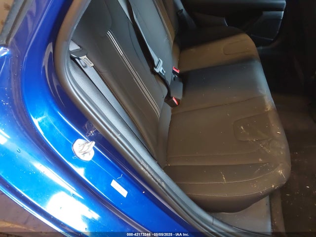 KMHLS4AG9MU065949 Hyundai ELANTRA SEL
