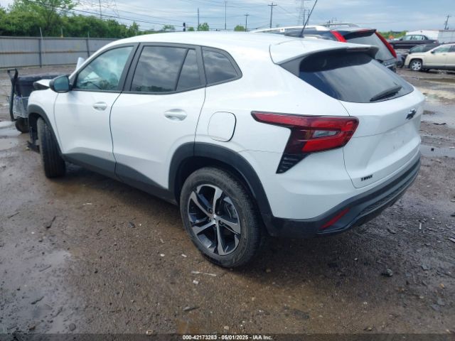 2024 CHEVROLET TRAX KL77LGE24RC099326 Photo 2