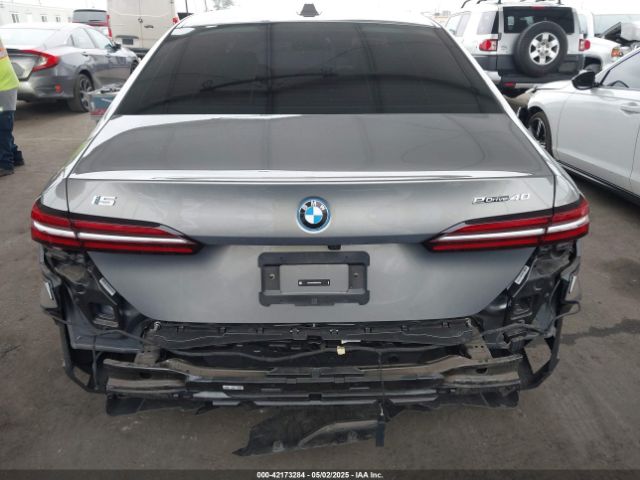 WBY33FK06RCR97424 BMW i5