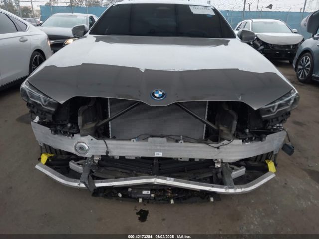 WBY33FK06RCR97424 BMW i5