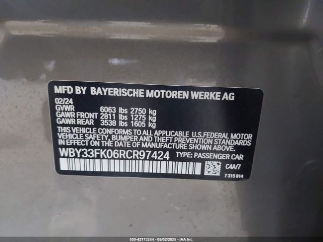 WBY33FK06RCR97424 BMW i5
