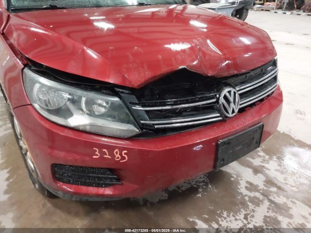 WVGBV3AXXEW045826 Volkswagen TIGUAN S