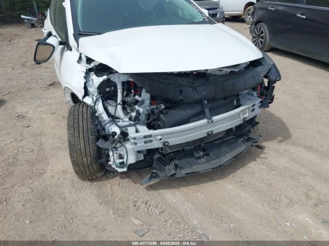 1G1FY6S09P4133757 Chevrolet Bolt Euv Fwd Lt