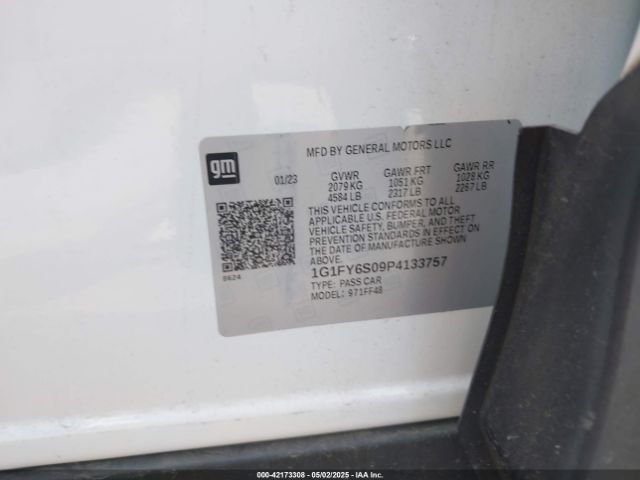 1G1FY6S09P4133757 Chevrolet Bolt Euv Fwd Lt