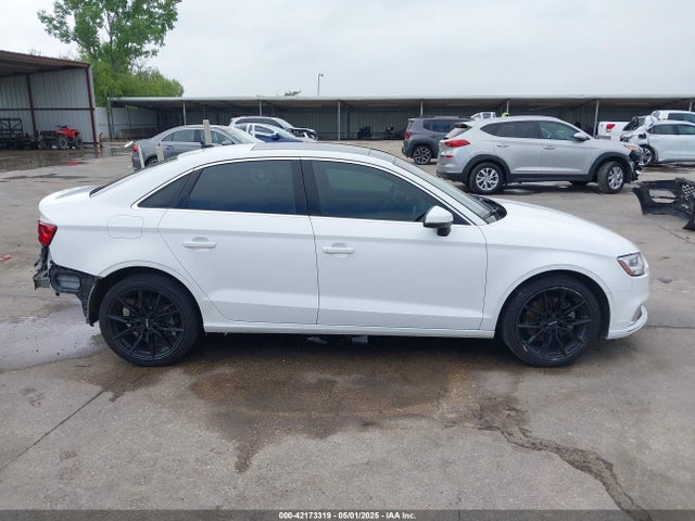 Audi A3 40 Premium/40 Titanium Premium 2019 WAUAUGFF6K1011141 Image 14