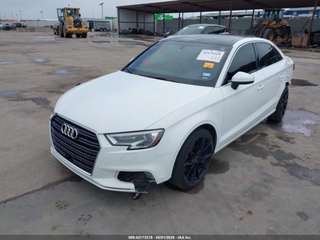 2019 AUDI A3 WAUAUGFF6K1011141 Photo 1