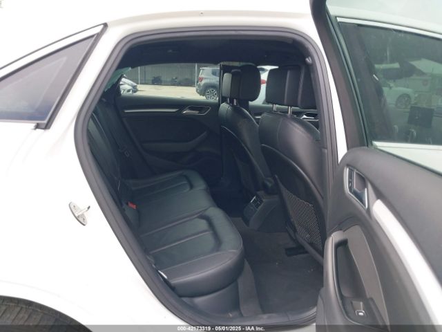 2019 AUDI A3 WAUAUGFF6K1011141 Photo 7