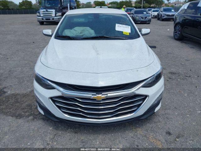 1G1ZD5ST8NF169812 Chevrolet Malibu Fwd Lt