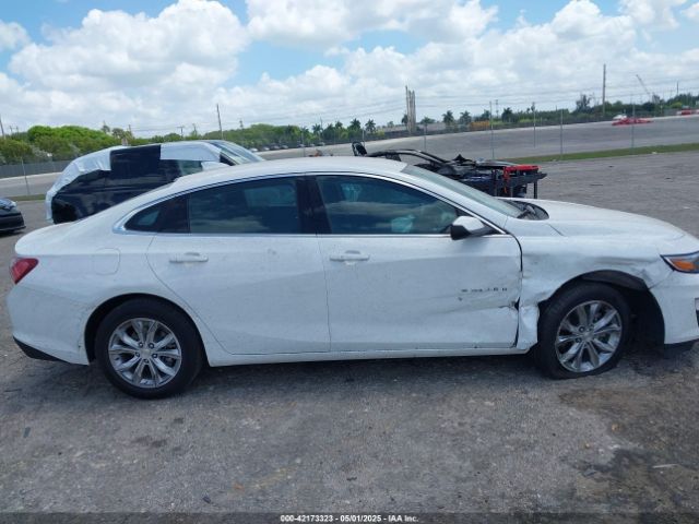 1G1ZD5ST8NF169812 Chevrolet Malibu Fwd Lt