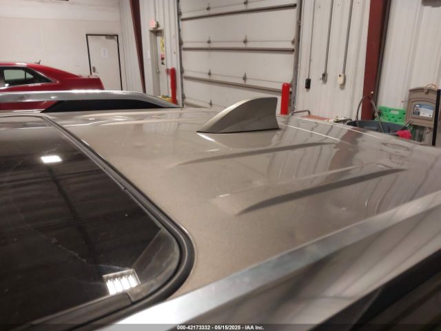 3GNAXVEV7JL102506 Chevrolet Equinox Premier