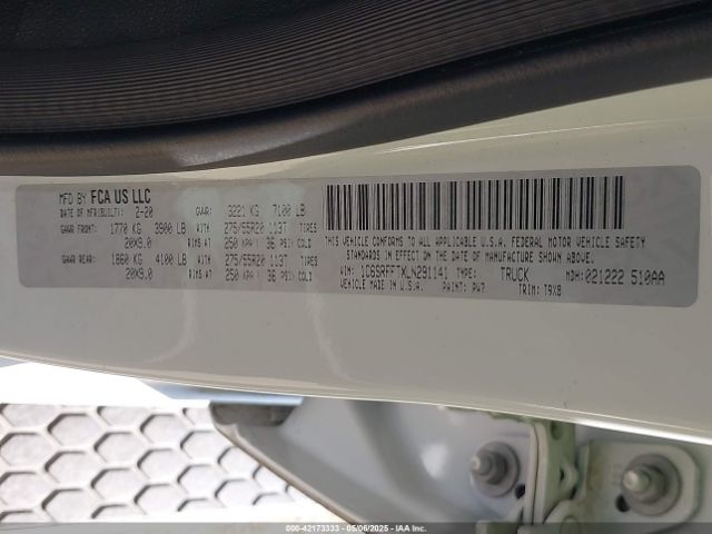 2020 RAM 1500 1C6SRFFTXLN291141 Photo 8