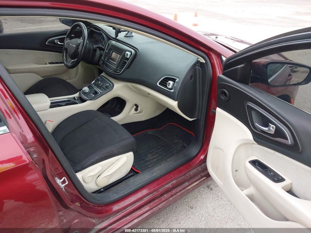 Chrysler 200 Limited 2015 1C3CCCAB4FN602566 Image 5