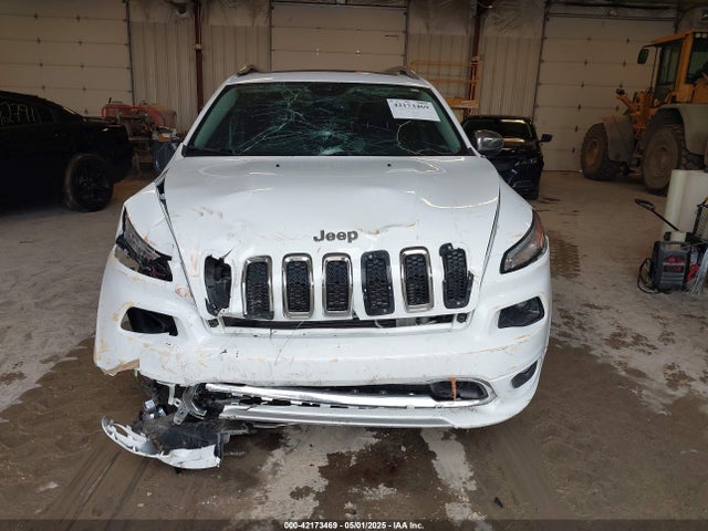 1C4PJMJX1JD593800 Jeep Cherokee Overland 4x4