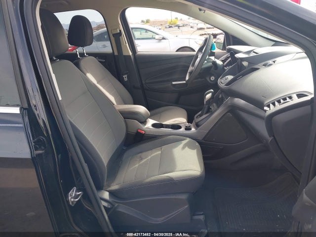 1FMCU0GX4GUC56208 Ford ESCAPE SE