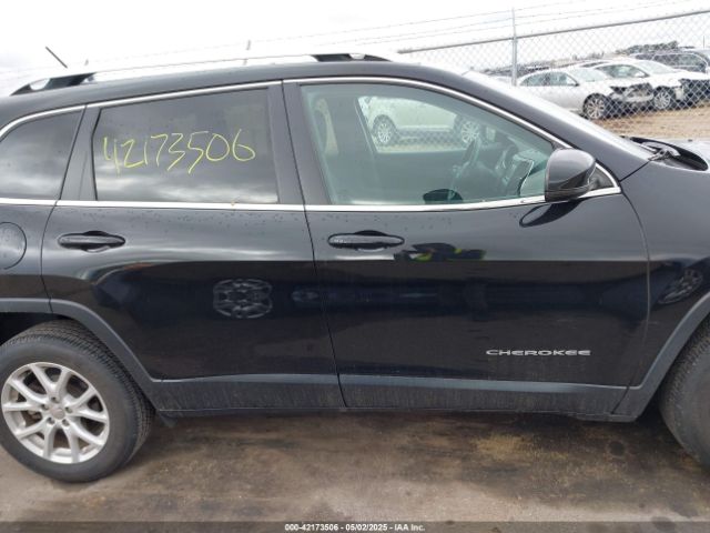 1C4PJLCB0HW514580 Jeep Cherokee Latitude Fwd