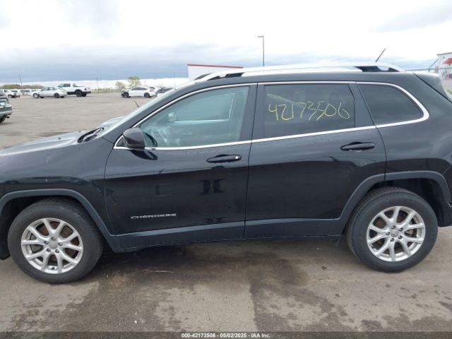 1C4PJLCB0HW514580 Jeep Cherokee Latitude Fwd