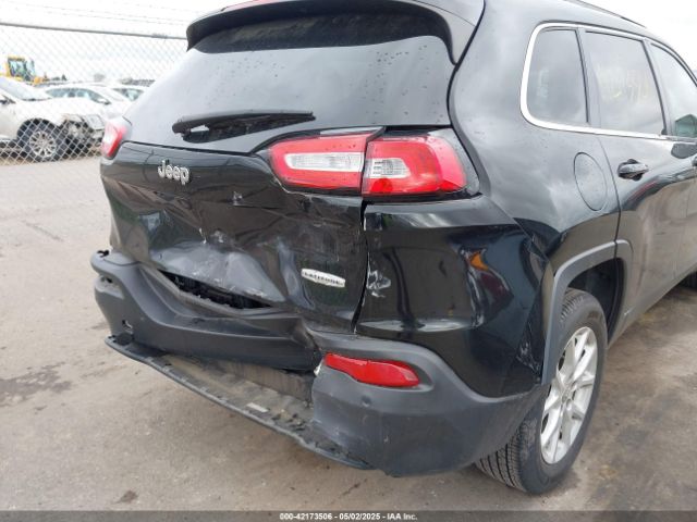 1C4PJLCB0HW514580 Jeep Cherokee Latitude Fwd