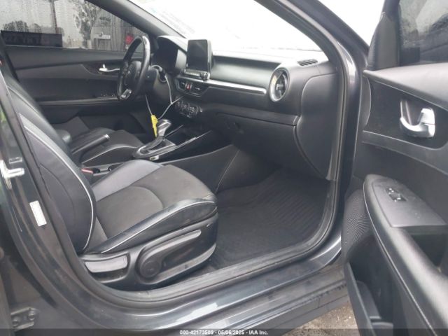 3KPF34AD6LE213279 KIA Forte Gt-line