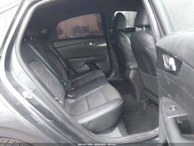 3KPF34AD6LE213279 KIA Forte Gt-line