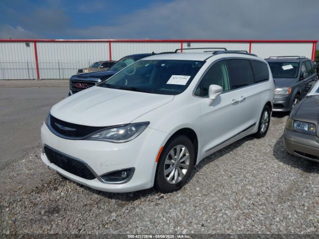 2C4RC1BG7KR556247 Chrysler Pacifica Touring L