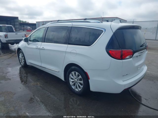2C4RC1BG7KR556247 Chrysler Pacifica Touring L