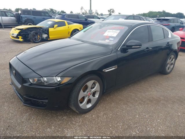 2017 JAGUAR XE SAJAR4BG2HA977059 Photo 1