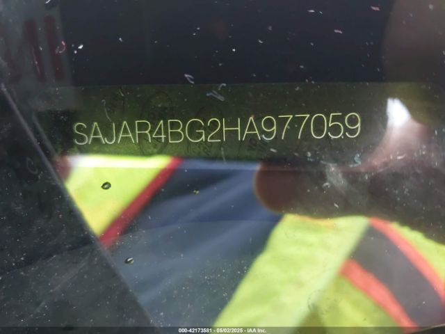 2017 JAGUAR XE SAJAR4BG2HA977059 Photo 8