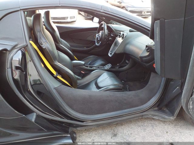 2019 MCLAREN 570S SBM13FAA2KW006203 Photo 4