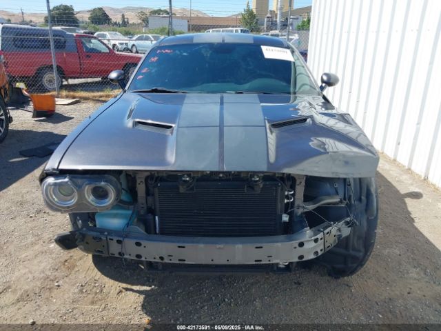 2C3CDZBT8HH600032 Dodge Challenger R/t