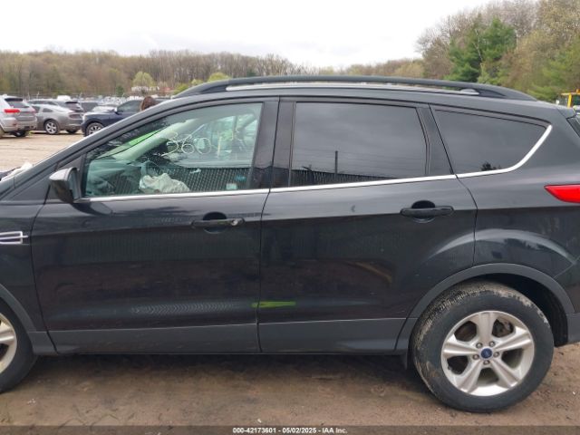 1FMCU9G97FUC06777 Ford ESCAPE SE