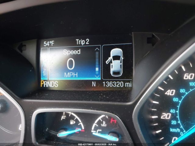 1FMCU9G97FUC06777 Ford ESCAPE SE