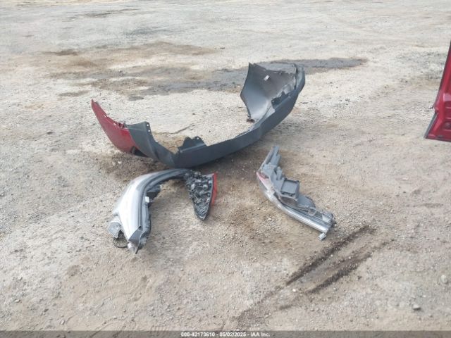 NMTKHMBX7JR010783 Toyota C-hr Xle Premium