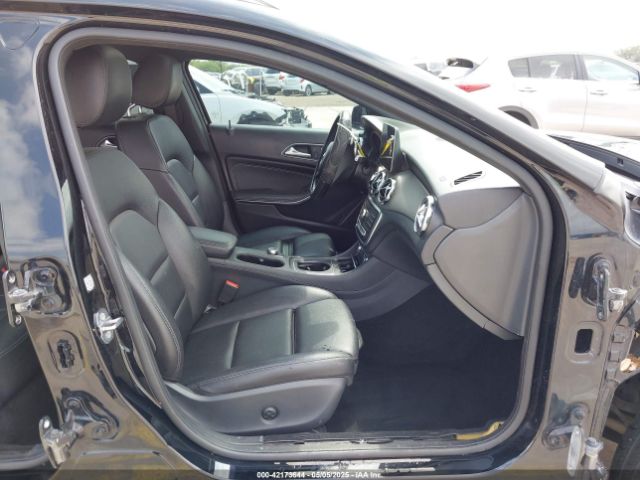 2019 MERCEDES-BENZ GLA 250 WDCTG4EB5KJ549100 Photo 4