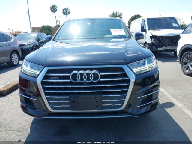 WA1LHAF78KD025573 Audi Q7 45 Premium/45 Se Premium