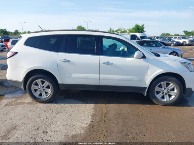 1GNKRHKD2EJ115981 Chevrolet Traverse 2lt