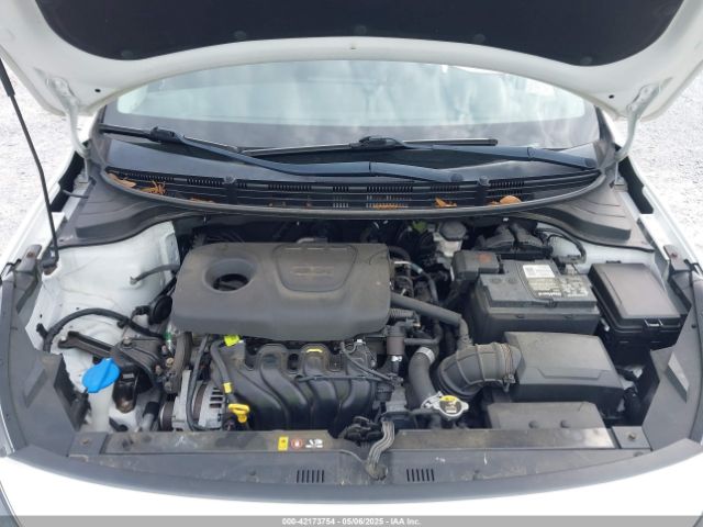 3KPA24AB1KE161621 KIA RIO S
